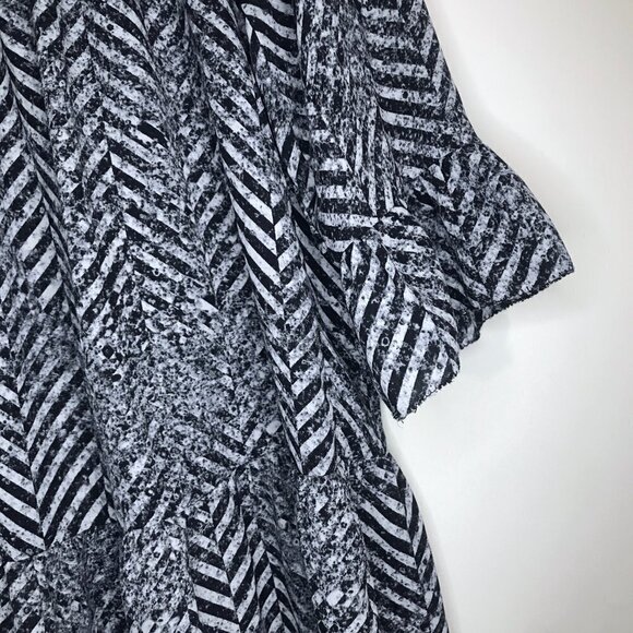 Kensie 3/4 Sleeve Summer Weight Poly - Picture 4 of 9